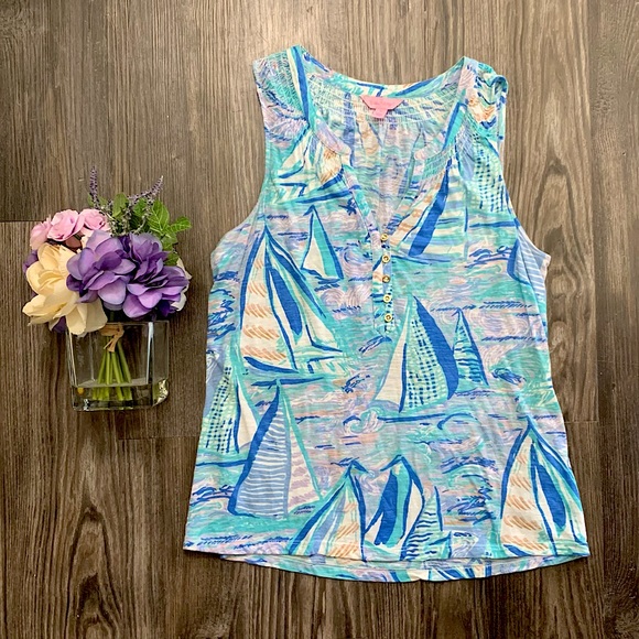 Lilly Pulitzer Tops - NWOT Lilly Pulitzer boat/nautical print sleeveless top, size medium